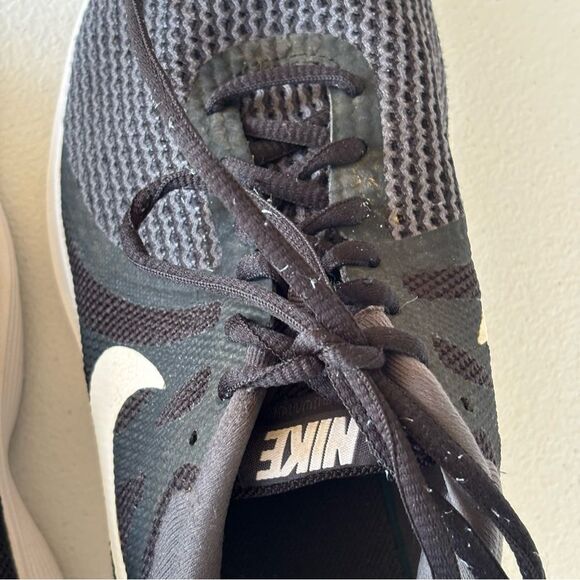 Nike Revolution 4 Black Running Shoes Men’s Sz 8W (AA7402-001) - Picture 9 of 11